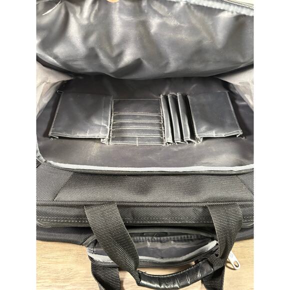 Samsonite Wheeled Business Brief Computer Laptop Case EUC - Picture 4 of 8